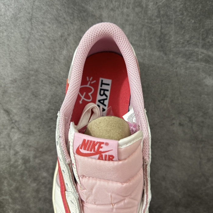 Travis Scott x Air Jordan 1 IQ7604-101 HL042