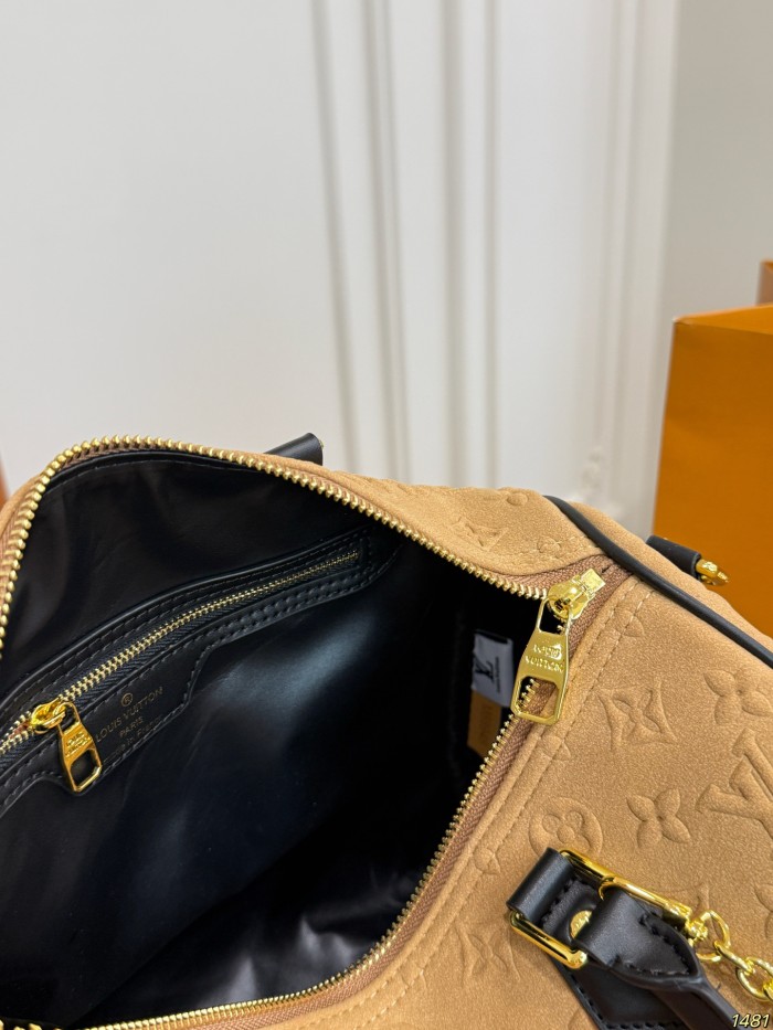 LV Speedy Soft 30 Bag 400 DB581 30cm