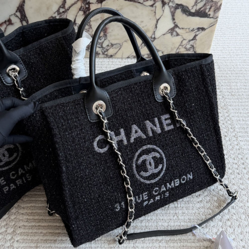 Chanel Shoulder Bag 208 DB502 33-38cm