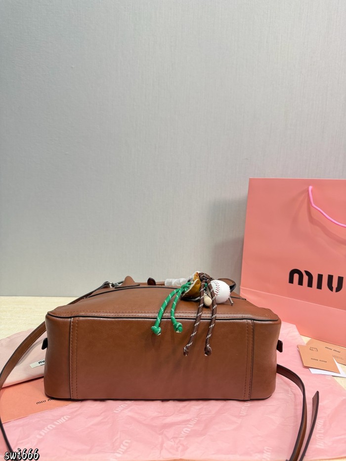 Miu Miu Vivant Bag 042 DB022 32cm