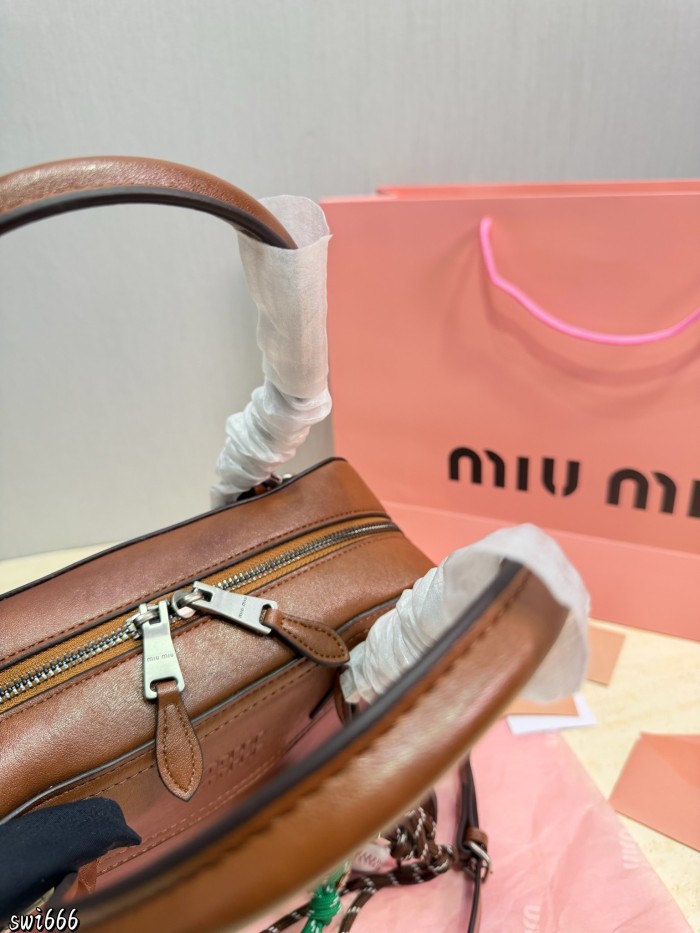 Miu Miu Vivant Bag 042 DB022 32cm