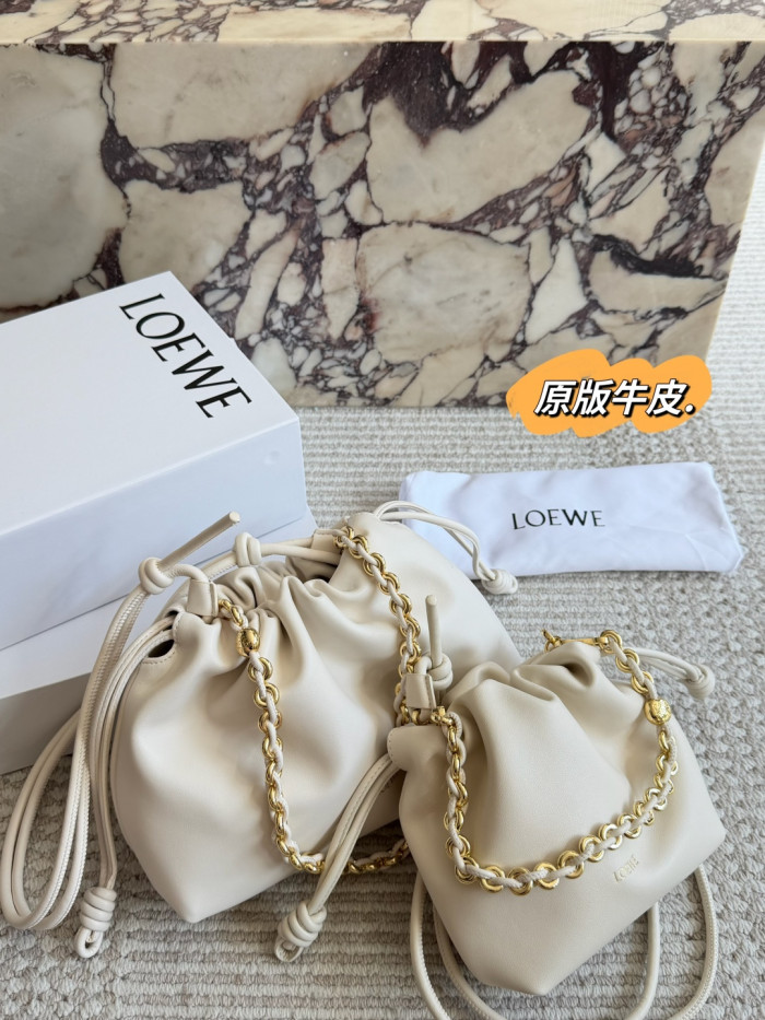 Loewe Shoulder Bag 017 DB562-592 18-28cm