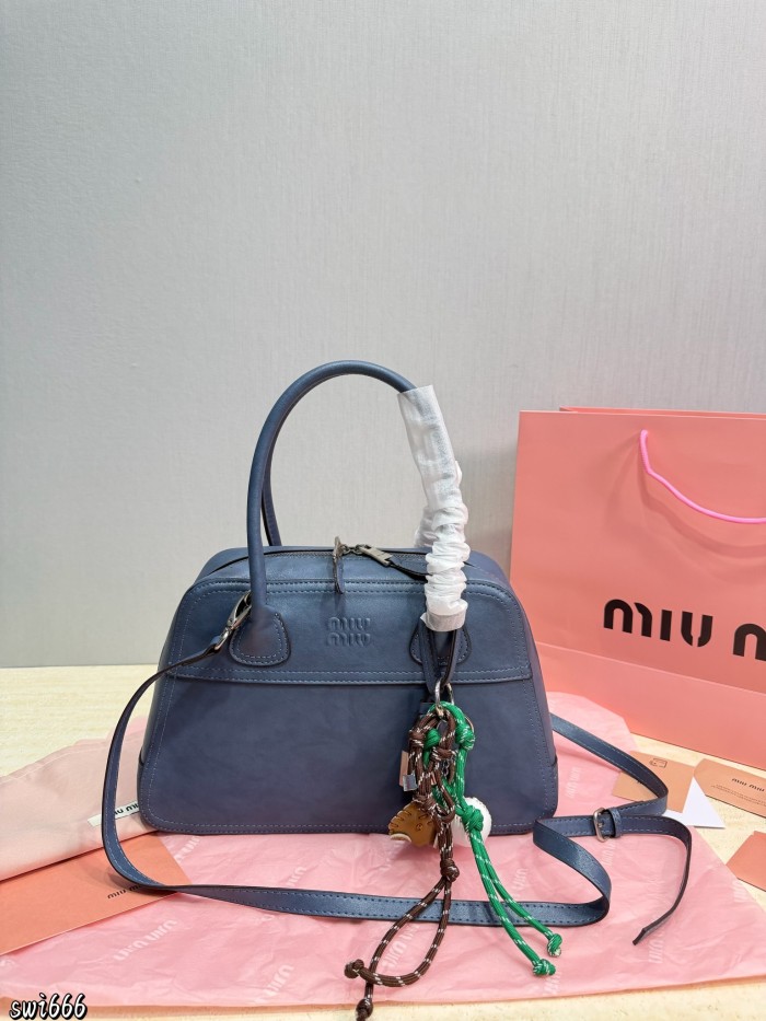 Miu Miu Vivant Bag 042 DB022 32cm