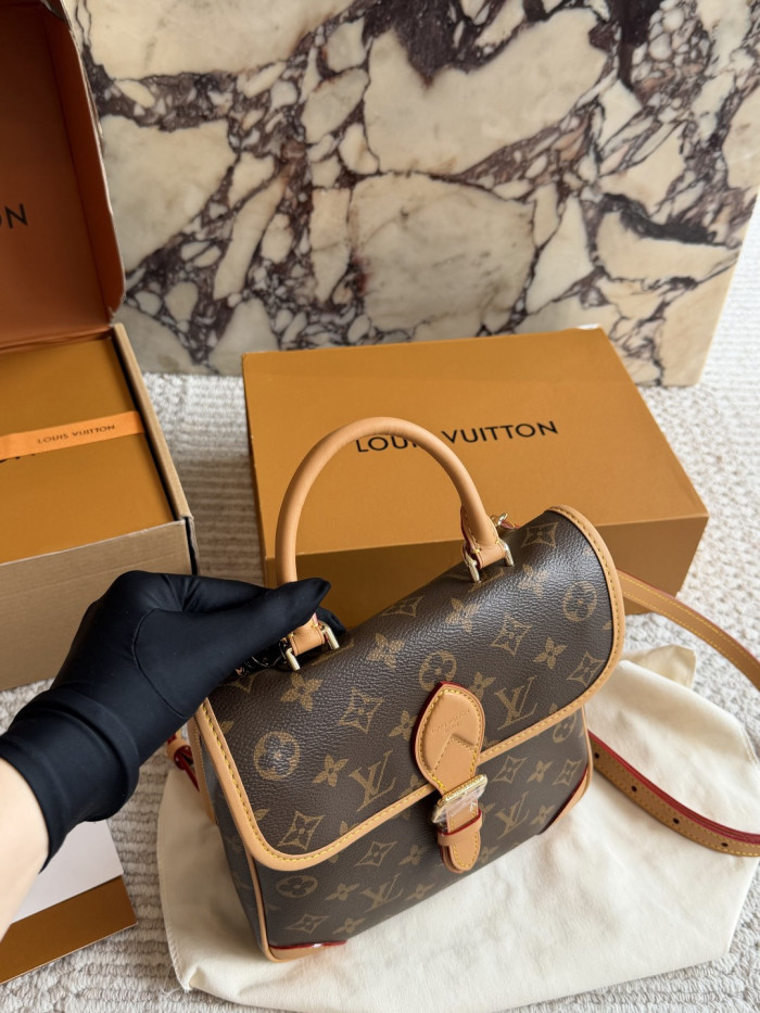 LV Diane Backpack 406 DB002-012 23-33cm