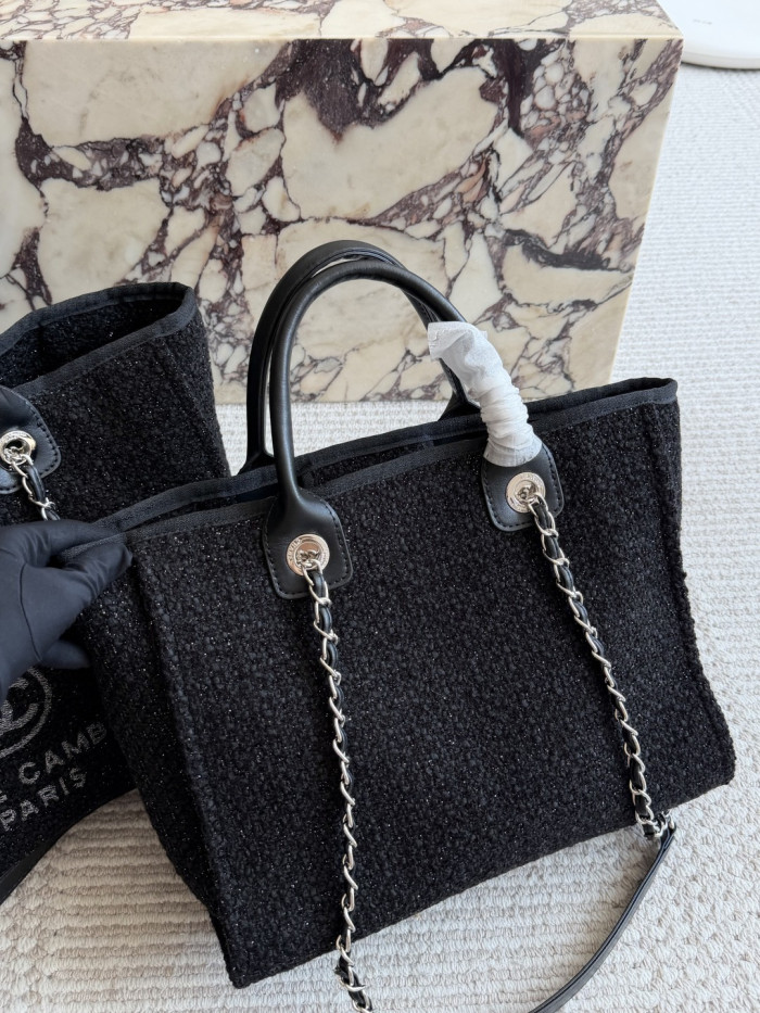 Chanel Shoulder Bag 208 DB502 33-38cm
