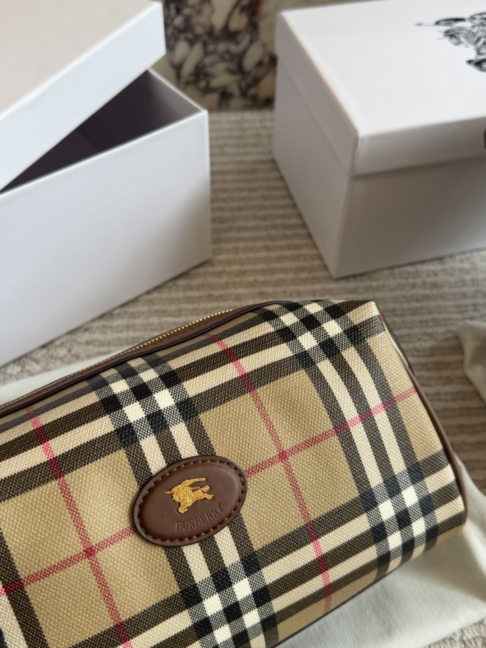 Burberry Vanity Bag 023 DB571 24cm