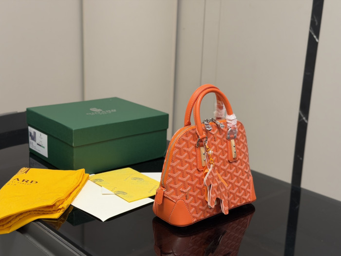 Goyard Shoulder Bag 016 DB012 23cm