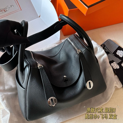 Hermes Lindy Bag 029 DB552 26cm