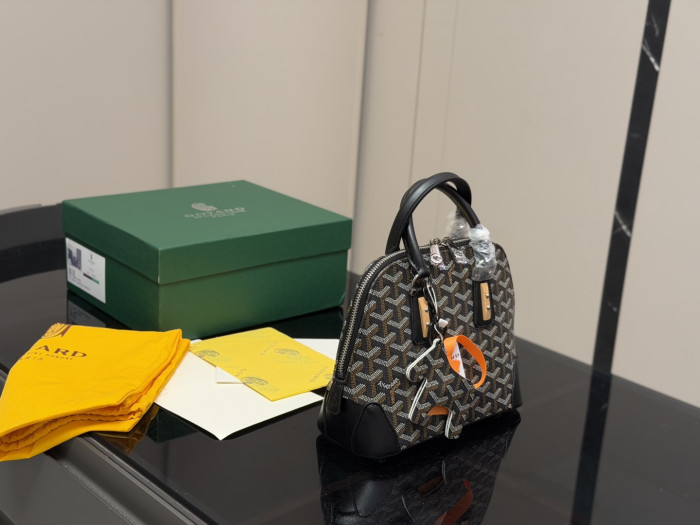 Goyard Shoulder Bag 016 DB012 23cm