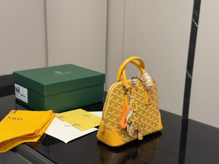Goyard Shoulder Bag 016 DB012 23cm