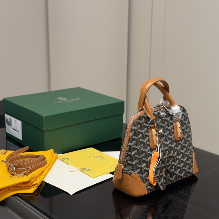 Goyard Shoulder Bag 016 DB012 23cm