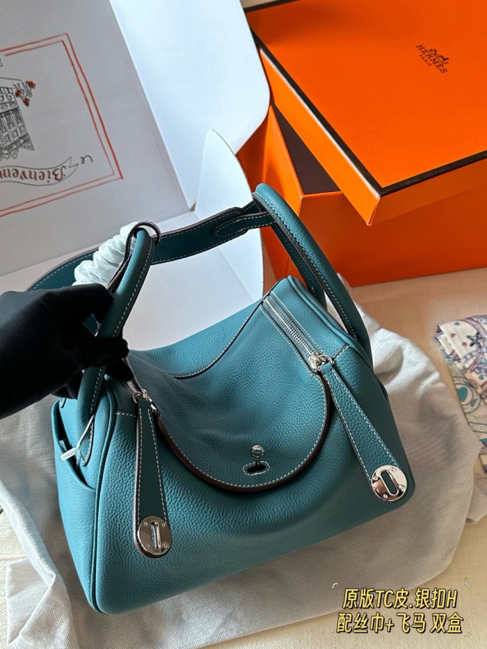 Hermes Lindy Bag 029 DB552 26cm