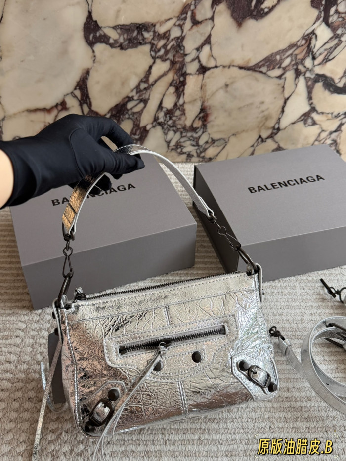 Balenciaga Shoulder Bag 015 DB502 24cm