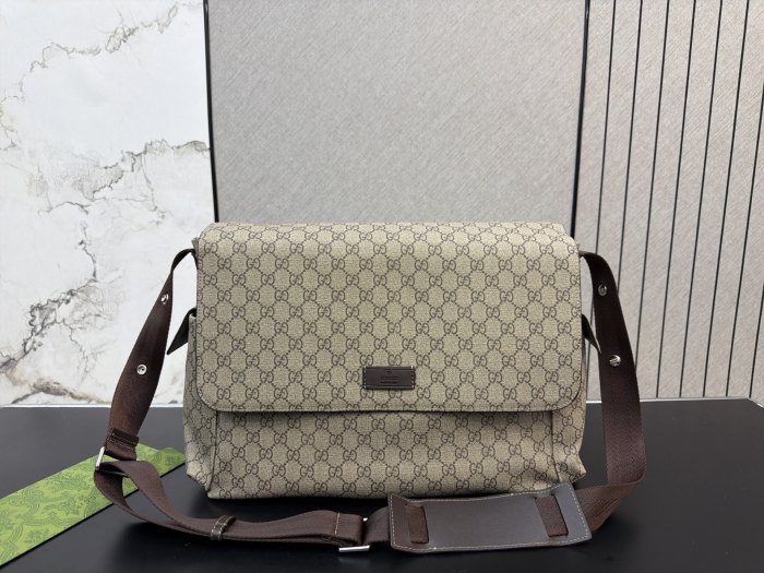 Gucci Shoulder Bag 063 DB581 44cm