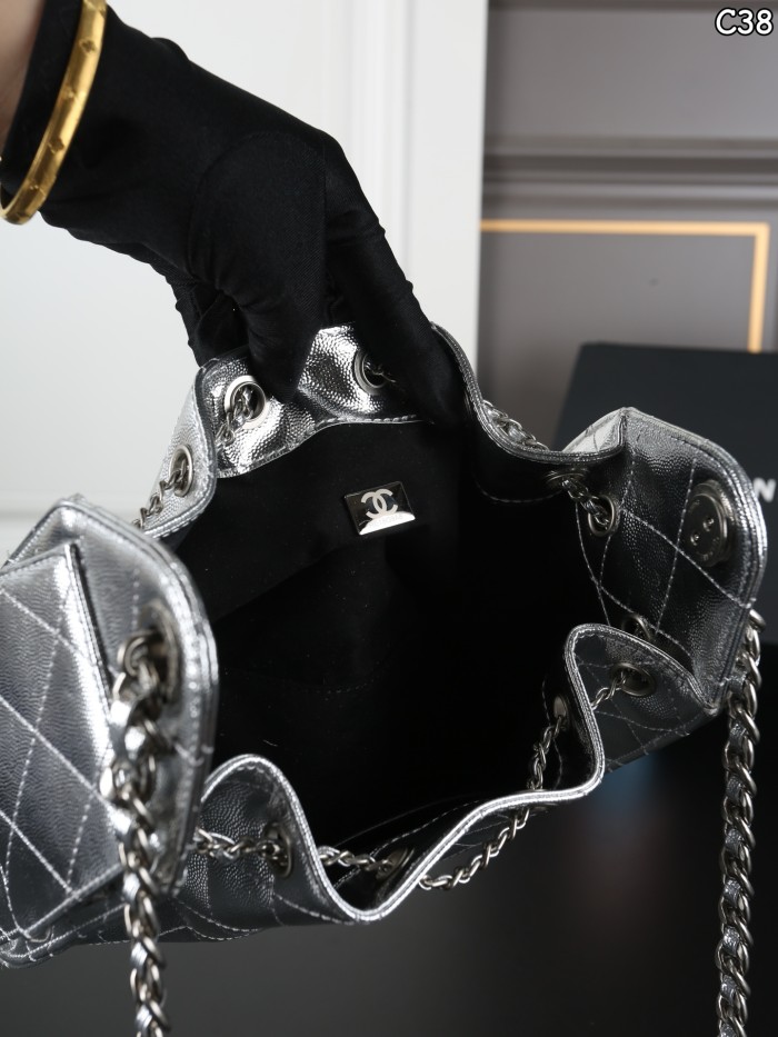 Chanel Bucket Bag 215 DB542-552 22-25cm