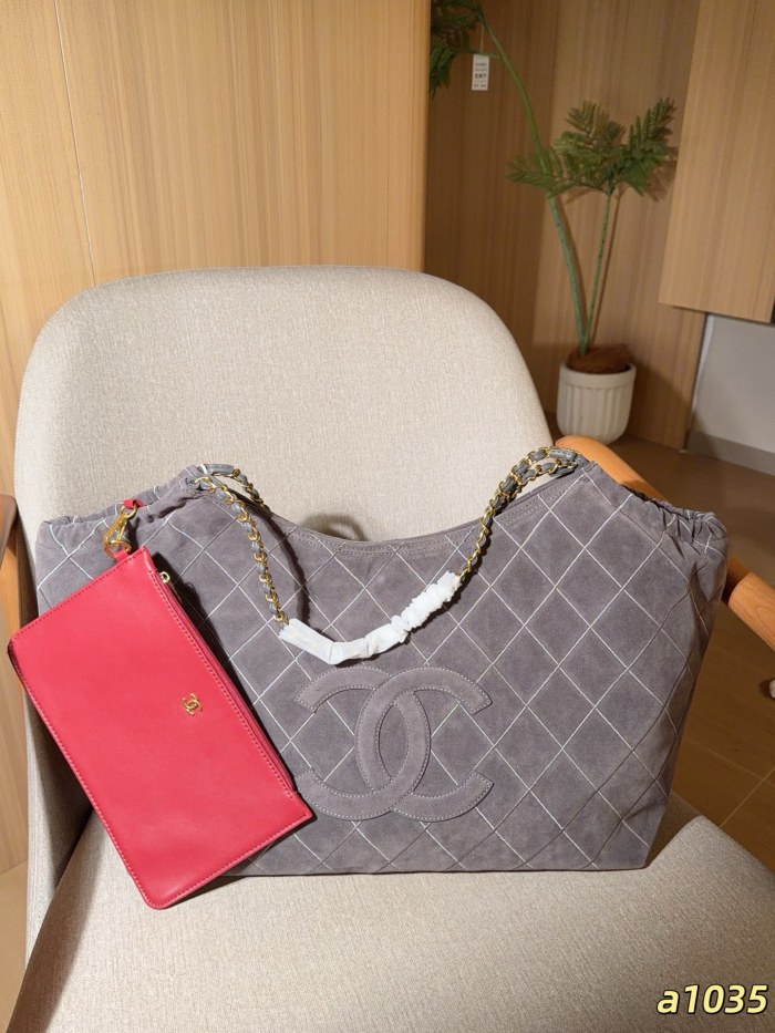 Chanel Coco Beach Bag 225 DB091 42cm