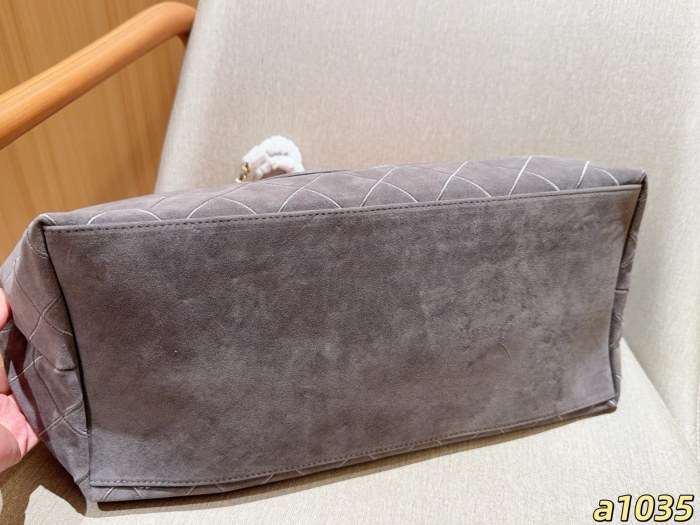 Chanel Coco Beach Bag 225 DB091 42cm