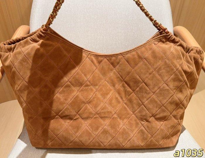Chanel Coco Beach Bag 225 DB091 42cm