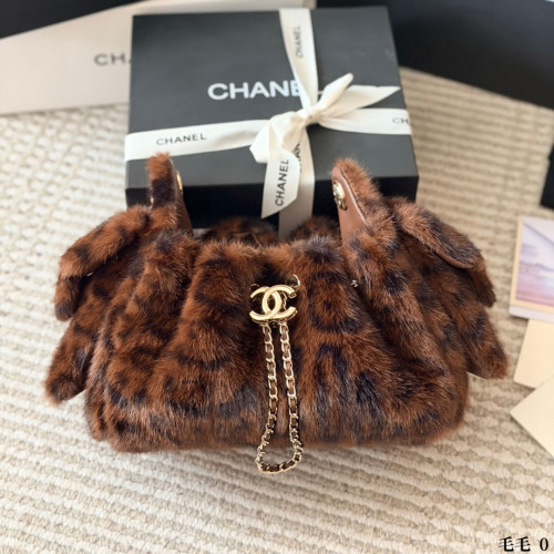 Chanel Bucket Bag 230 DB502 22cm