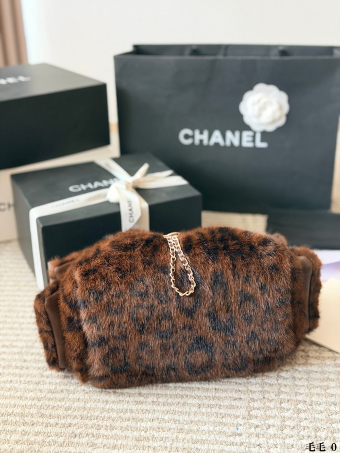 Chanel Bucket Bag 230 DB502 22cm