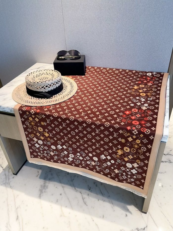 LV Scarf 005 180*60cm