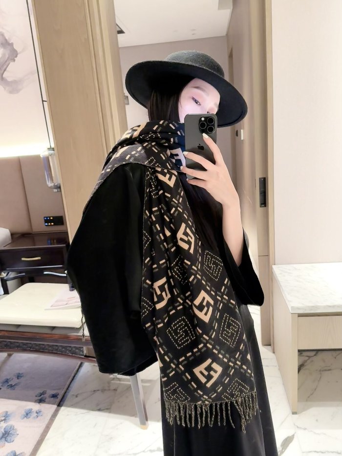 Fendi Scarf 003 180*60cm
