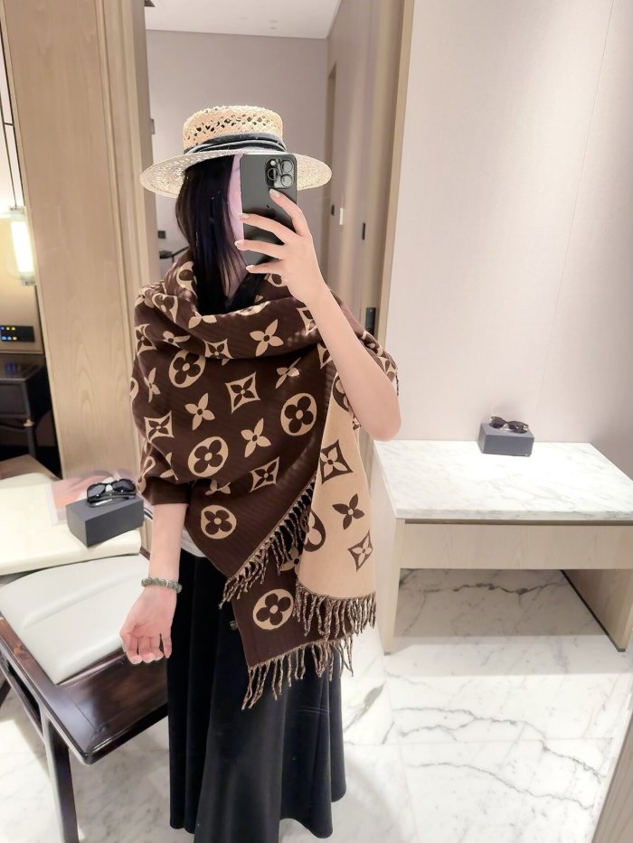 LV Scarf 004 180*60cm