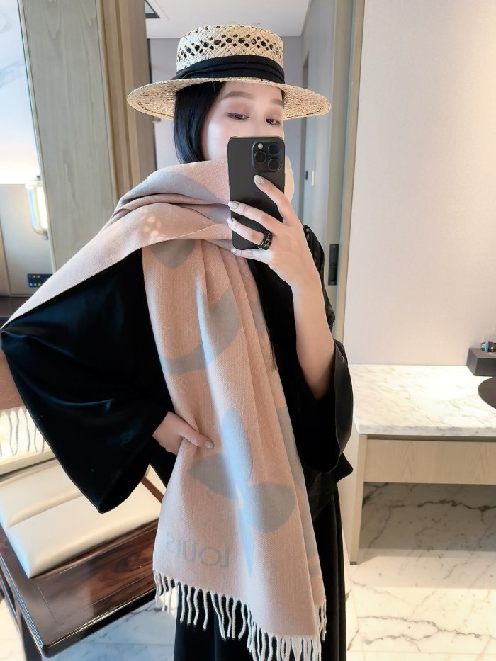 LV Scarf 007 180*60cm