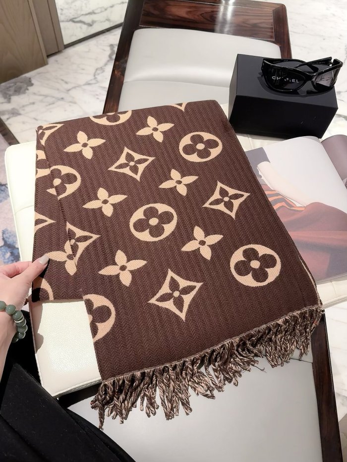 LV Scarf 004 180*60cm