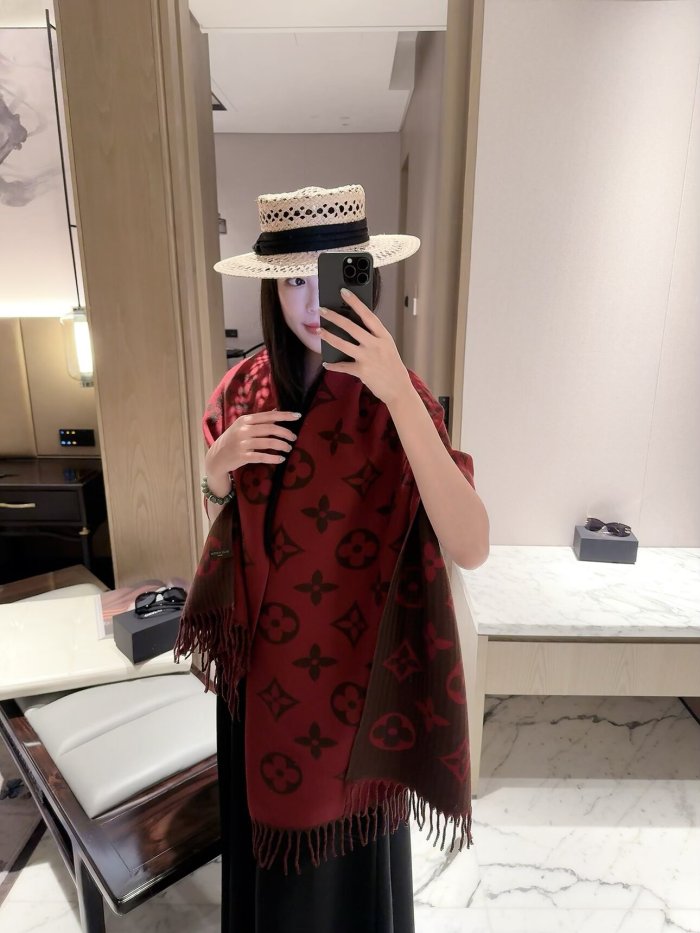 LV Scarf 004 180*60cm