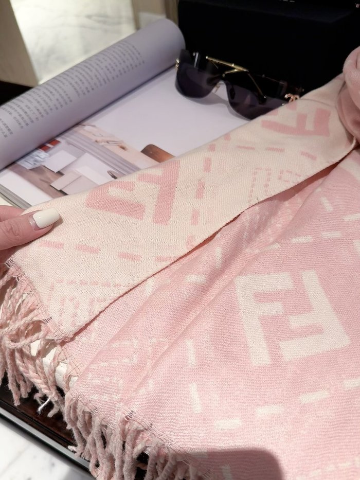 Fendi Scarf 003 180*60cm