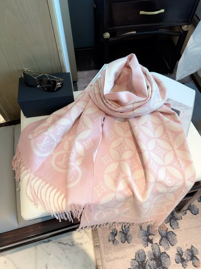 LV Scarf 017 180*60cm