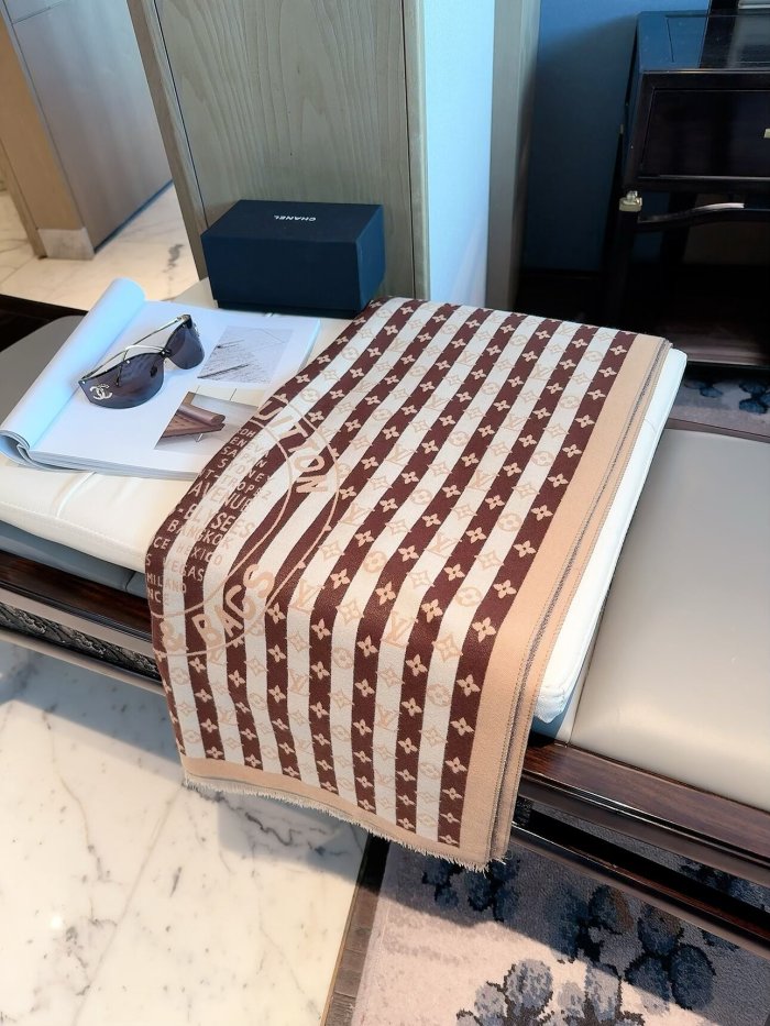 LV Scarf 012 180*60cm