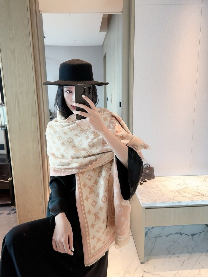 LV Scarf 013 180*60cm