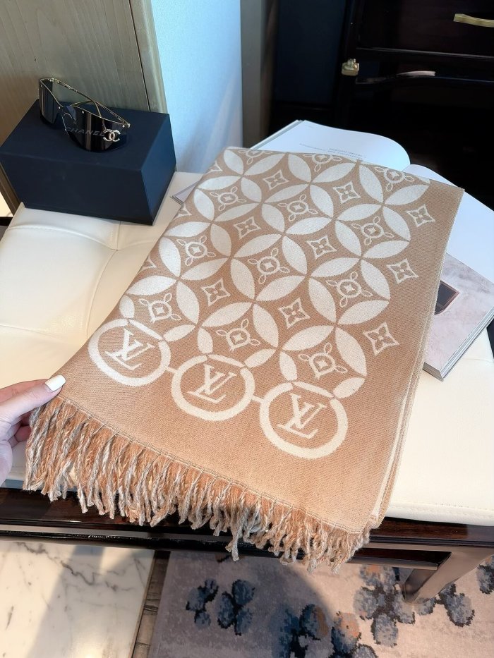 LV Scarf 017 180*60cm