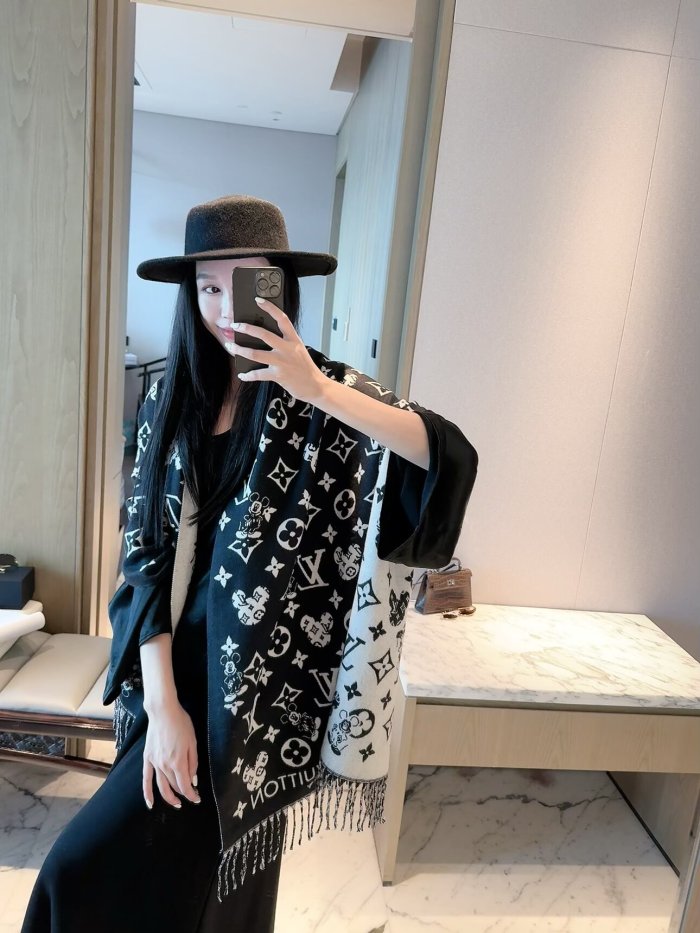 LV Scarf 015 180*60cm