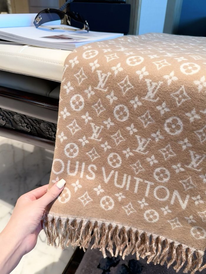 LV Scarf 016 180*60cm