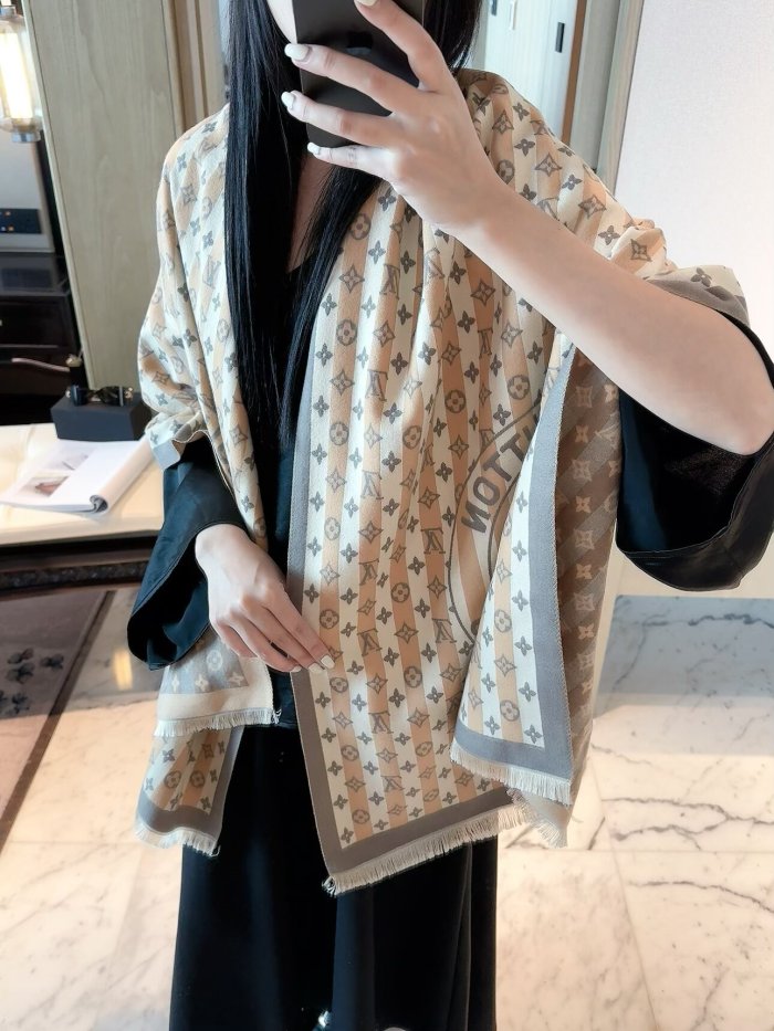 LV Scarf 012 180*60cm