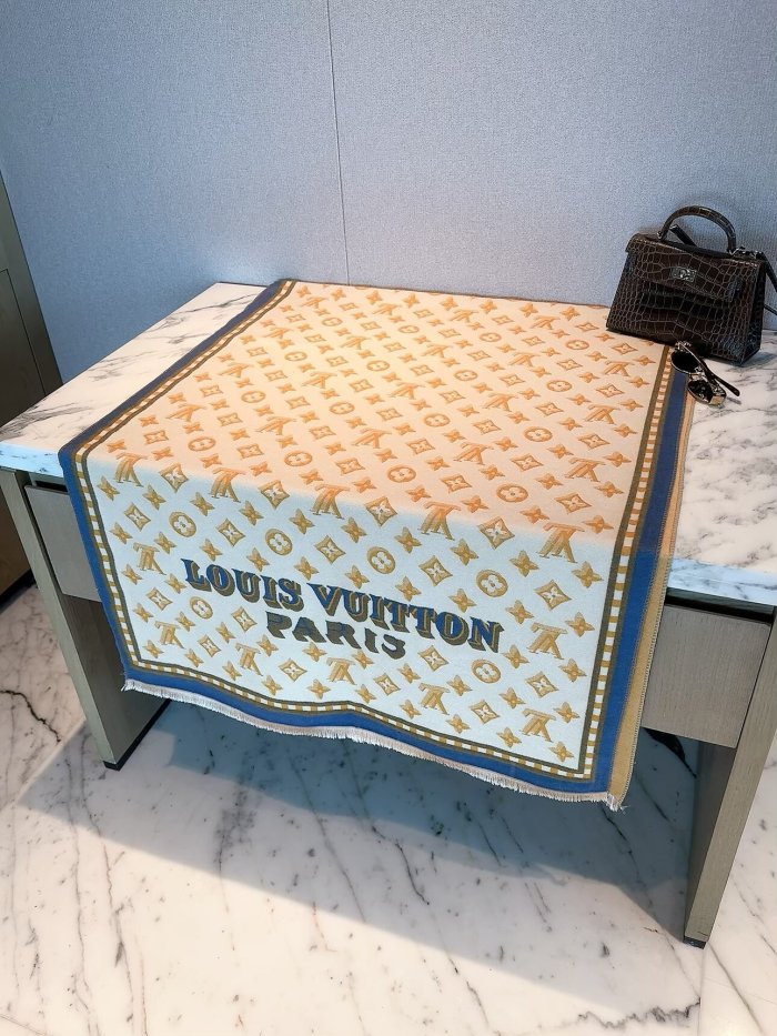 LV Scarf 013 180*60cm