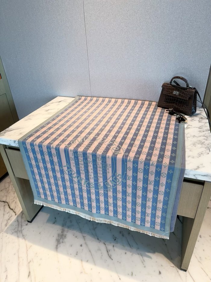 LV Scarf 012 180*60cm