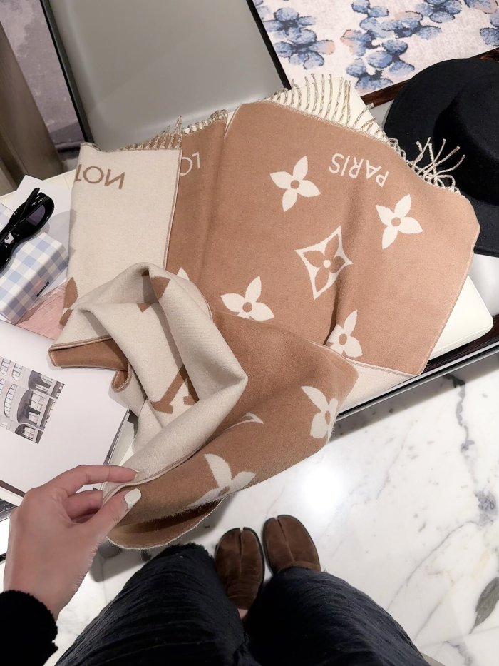 LV Scarf 021 180*60cm
