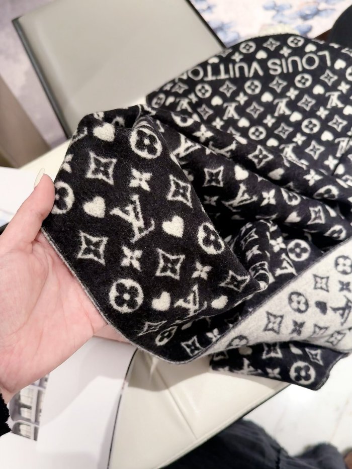 LV Scarf 020 180*60cm