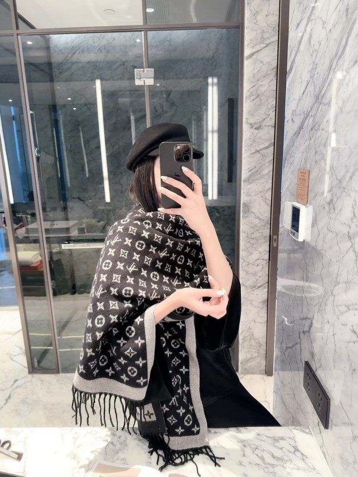 LV Scarf 023 180*60cm