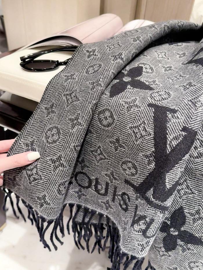 LV Scarf 035 180*60cm