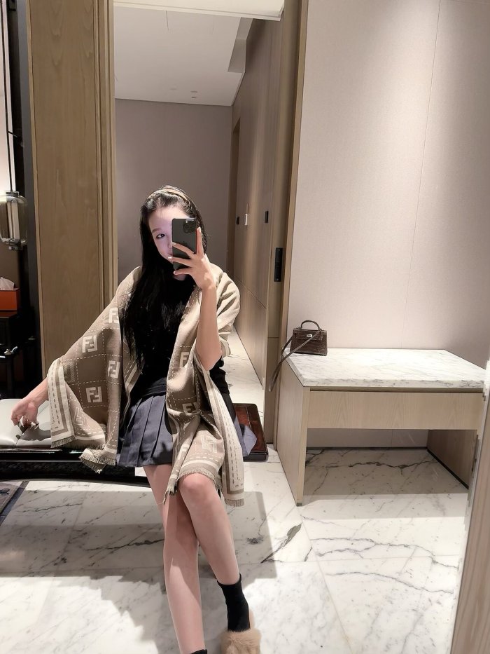 Fendi Scarf 005 180*60cm