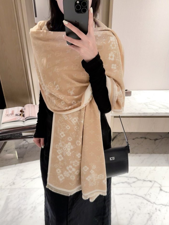 LV Scarf 031 180*60cm