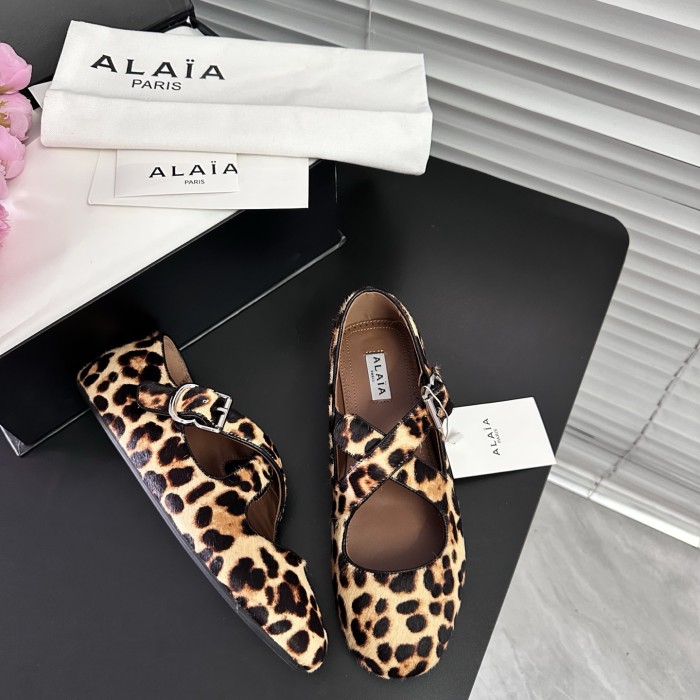 ALAIA 015 Shoes HL082