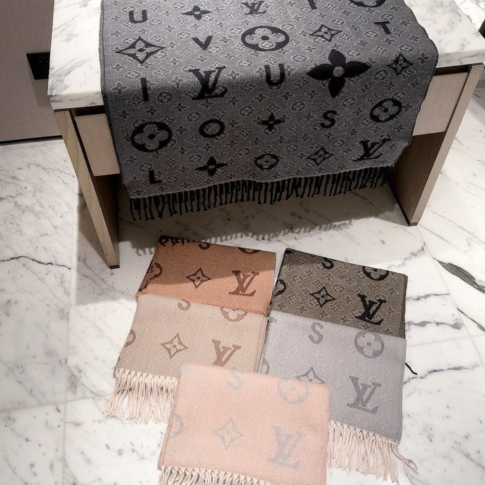 LV Scarf 037 180*60cm