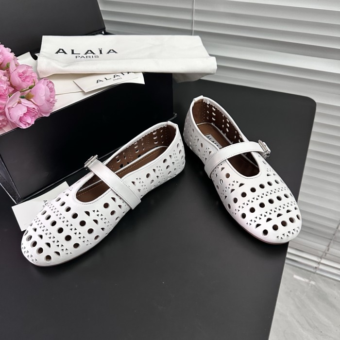 ALAIA 015 Shoes HL062