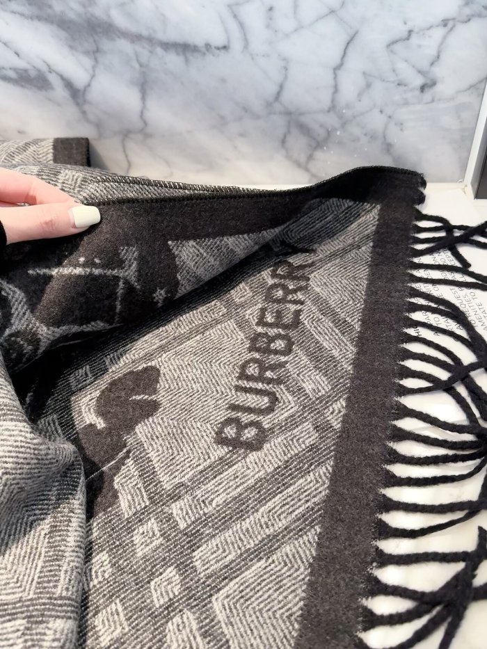 Burberry Scarf 004 180*60cm